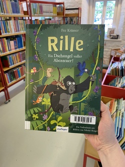 Dschungelspaß mit Rille: Lesen und Basteln in der Bücherei