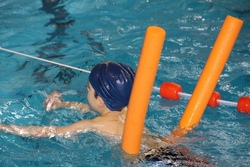 Ferienschwimmkurs für größere Kinder und Jugendliche I