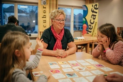 Großeltern-Enkel-Tag im Spielecafé