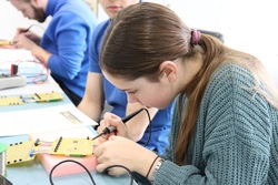 Hightech live! Technische Berufe hautnah erleben!