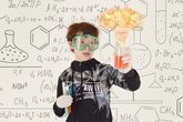 Farben, Flammen, Funken - ein Tag im Chemielabor