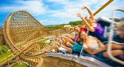 Fahrt in den Freizeitpark Tripsdrill
