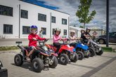 Tagesausflug: Kiddi-Car Verkehrstraining für Kinder danach Flughafen-Tour