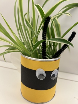 Upcycling Pringles-Dose in der Offenen Tür