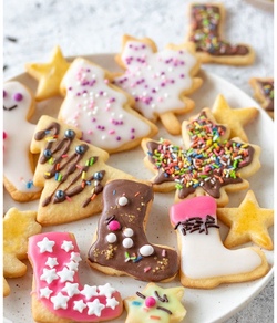 Weihnachtsplätzchen backen mit Sabine