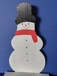 Kleiner Schneemann aus Holz mit Ralf