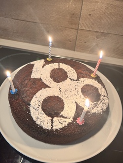 Freizi backt - Wir backen Geburtstagskuchen 1000 Jahre Burghausen