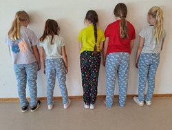 Warme Kuschelhose zuschneiden und nähen