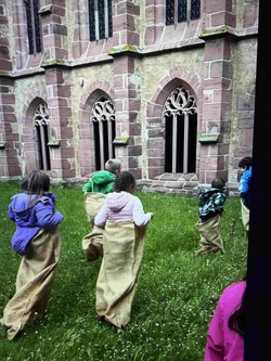 Sonderführung Kloster Alpirsbach: Spielen wie im Mittelalter