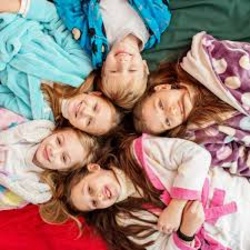 Übernachtungsparty "Popcorn und Pyjamas - nur für Mädels