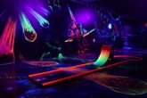 Schwarzlicht 3D-Minigolf & Lightjumper (Anmeldung ab 21. Juni 2026)