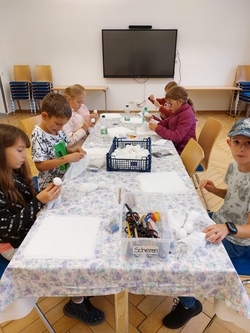 Bastelnachmittag (Anmeldung ab Montag, 28. September um 08:00 Uhr)