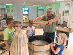 Papier selber herstellen - Schöpfen, Bedrucken und Kreativwerden! - Kurs 2