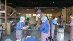 Ostern Schmieden - Anmeldung ab 12.01.2026 (18:00 Uhr) , Programm ausschliesslich bis 16:00 Uhr