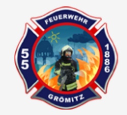 Besuch bei der Feuerwehr mit Wasserschlacht