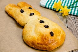 Osterbackstube im JuzQ