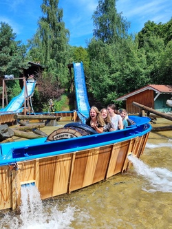 Fahrt in den Bayern-Park