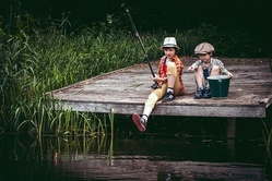 Schnupperfischen am Weiher