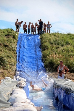 Muttershofen&acute;s l&auml;ngste Wasserrutsche II