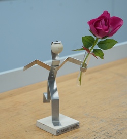 Wir basteln einen Rosenkavlier aus Metallblech und geben Einblicke in die Berufsfelder der Metallverarbeitung