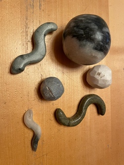 Schmuck aus Speckstein herstellen mit dem Efaafe e.V. 