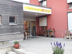 Besuch im Erika-Zürcher-Haus