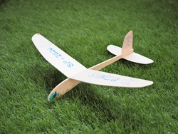 Modellflugzeuge aus Balsaholz: Bauen, Verstehen, Fliegen
