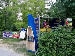 Kanufahren auf der Rems beim Biergarten Schwaneninsel