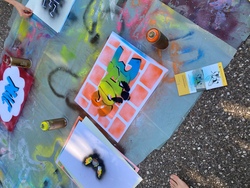 Stencil & Spray: Werde zum Graffiti-Künstler
