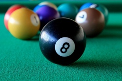 Kinder-Billardspielen
