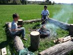 Rund ums Feuer