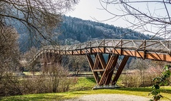 Waldläuferbande - Wasser, Wald, Wiesen, Höhlentour