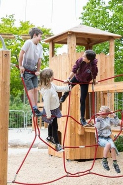 Ein Vormittag bei Richter Spielgeräte