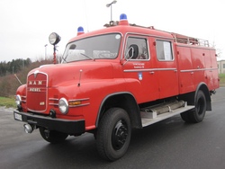 Ferienspaß bei der Freiwilligen Feuerwehr Penting mit Oldtimer-Rundfahrt