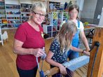 Kreativ in der Chiemgauer Weberei 