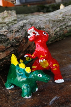 Dinosaurier aus Ton I