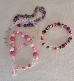 Lotte - Friendship Bracelets