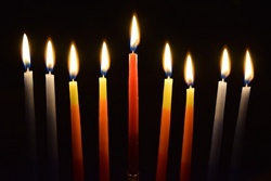 Kerzen tauchen und Kerzenständer verzieren
