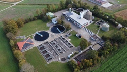 Klipp und klar; wie Wasser wieder sauber wird