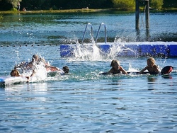 Schwimmen im Verwell - geändert auf Ronululu