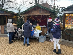 Die "Alte 12" auf dem Weihnachtsmarkt