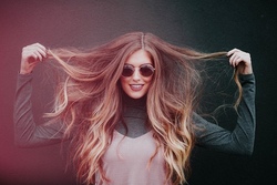 Hairstyling für Teenager 