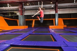 Tagesfahrt zum Jumphouse & zur Waterfront Bremen