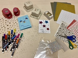 weihnachtliche Kreativwerkstatt: einzigartige Weihnachtskarten und Geschenkanhänger gestalten 