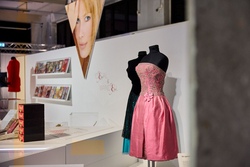 Move & Style | Hey Superstar!