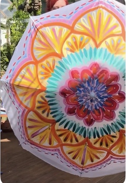 Regen- oder Sonnenschirm cool bemalt mit Sabine 