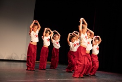 Moderner Kindertanz + Hip Hop