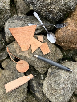 DIY Schl&uuml;sselanh&auml;nger: Leder punzieren