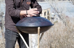 Cajon trifft Handpan