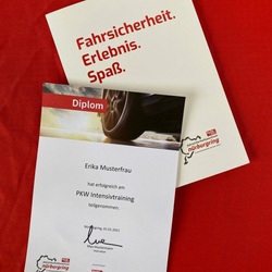 Fahrsicherheitstraining auf dem N&uuml;rburgring - PKW-Juniortraining